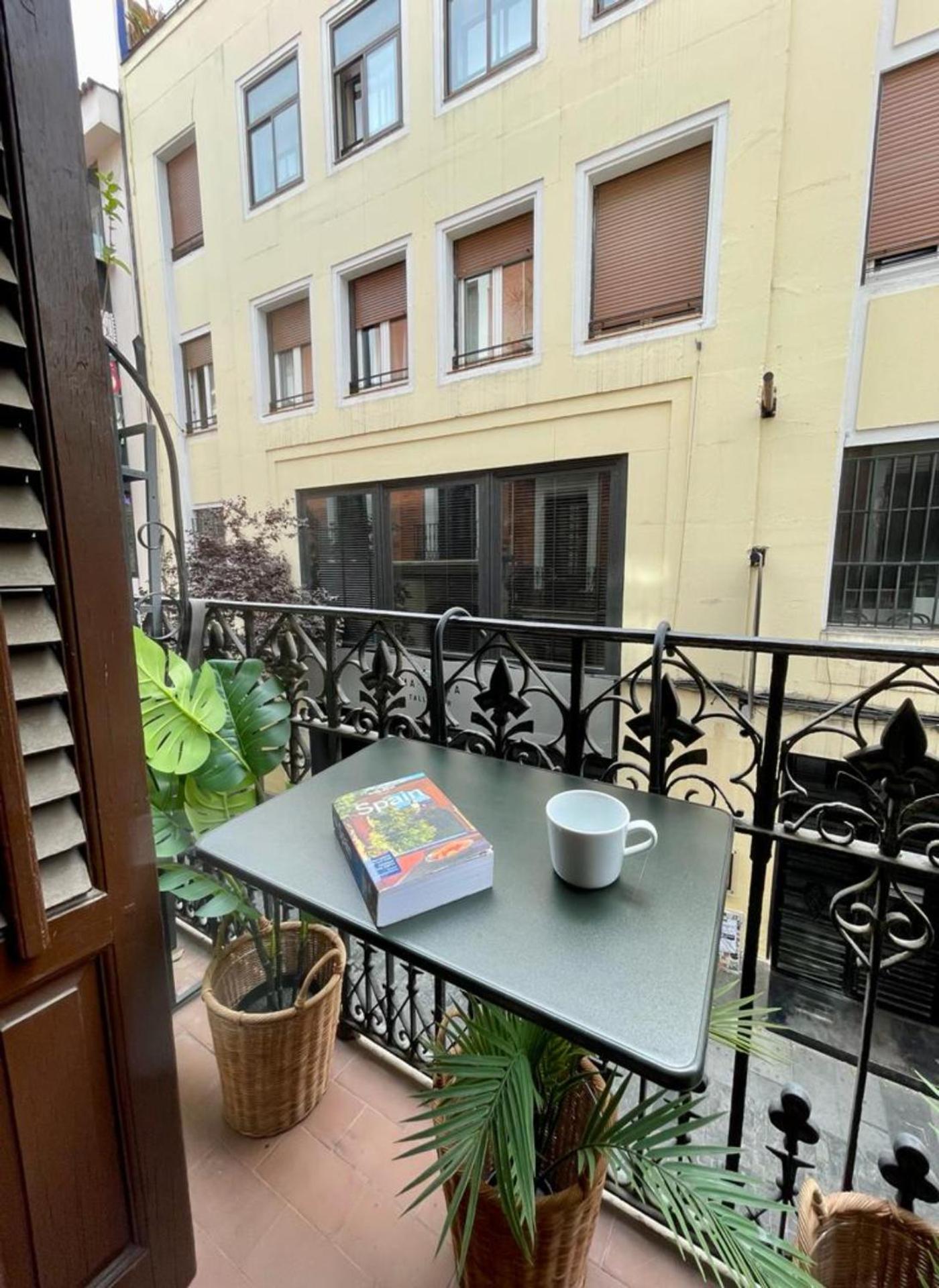 Beautiful Loft Para 3Pax En Huertas-Cortes Madrid Exterior foto